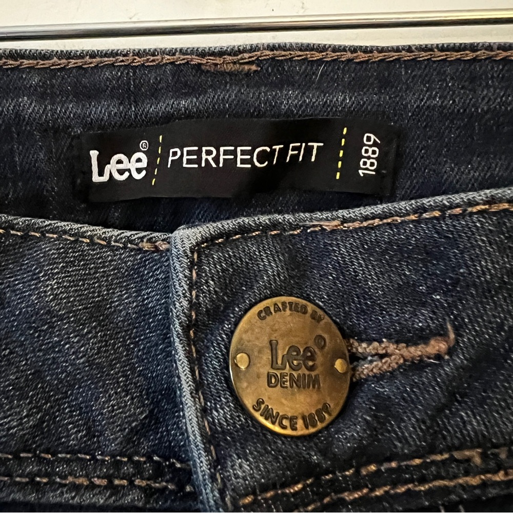 Lee Perfect Fit Blue Straight Leg Jeans Classic Style 14 Short - Picture 4 of 10
